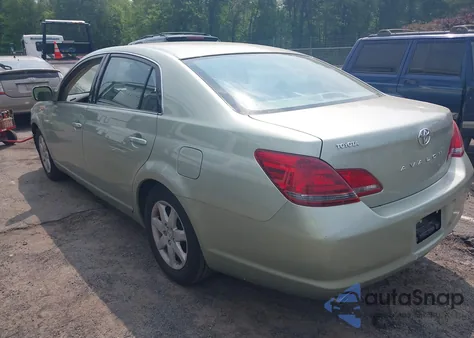 2008 Toyota Avalon Xl z USA, uszkodzony, nr VIN 4T1BK36B98U291305